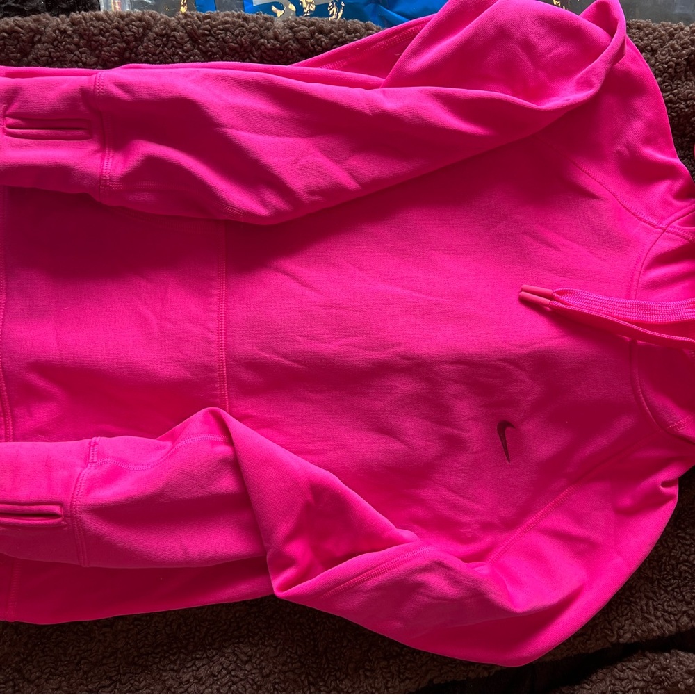 Nike hoodie with thumb holes